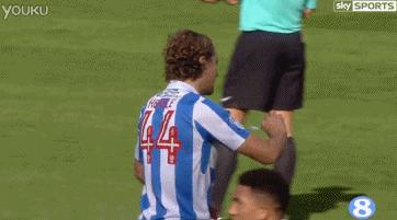 足坛史上十大令人震惊瞬间,盘点足坛五个无法复制的瞬间