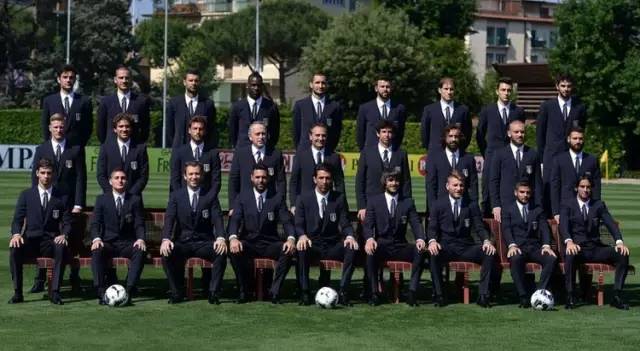 足球谁穿西装最帅,球星穿西装最帅