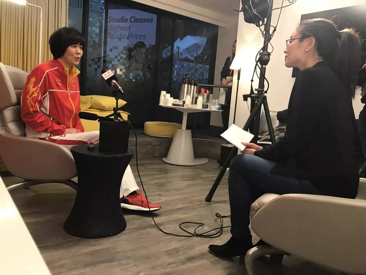 早啊新闻来了手机版怎么下载,早啊新闻来了音频