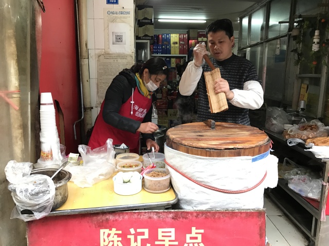 据说，这是雨花最有味道的路！