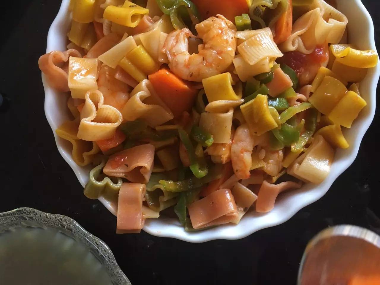 过年回家前，我准备天天慵懒性感地吃碗面