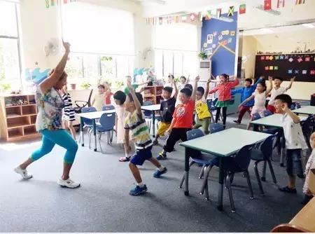 杭州学高尔夫一般学费多少,杭州高尔夫培训学校