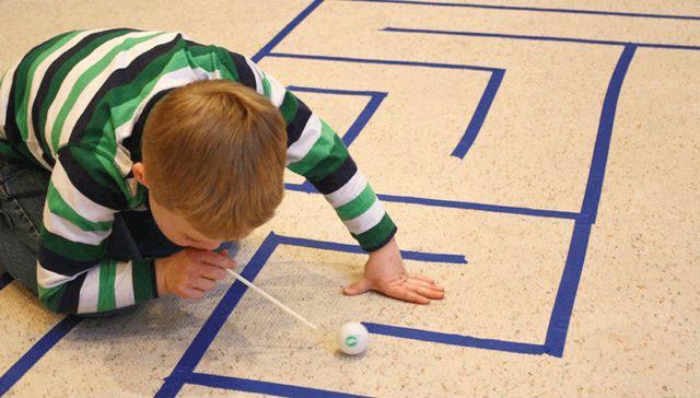 过年时熊孩子玩的游戏,过年期间孩子玩什么游戏