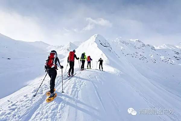 低难度徒步登山需要什么装备,登山地理知识