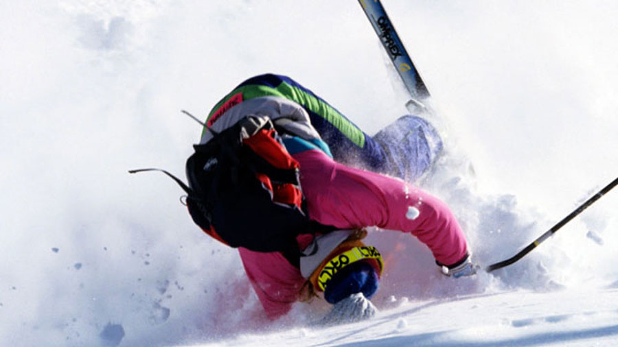 滑雪常见伤病和治疗措施,滑雪会出现什么伤病