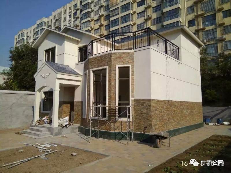 他花25万城郊盖栋轻钢房为何却羡煞了100万城市买楼的发小？