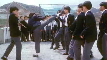 周星驰李小龙先生,周星驰跟李小龙的功夫谁厉害