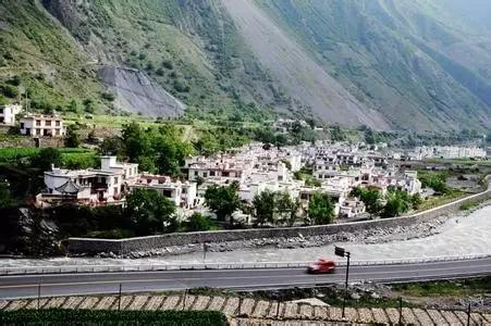 成都周边一天自驾游去哪里,春节成都附近3天自驾游哪里耍