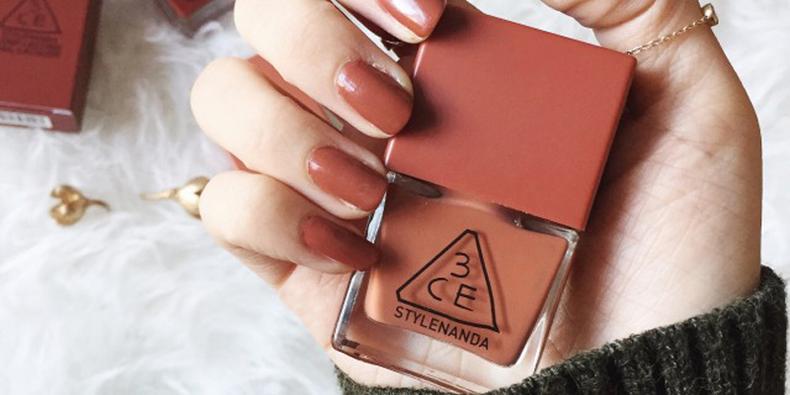 美甲小白注意什么事项,穿戴式美甲好还是涂指甲油好看