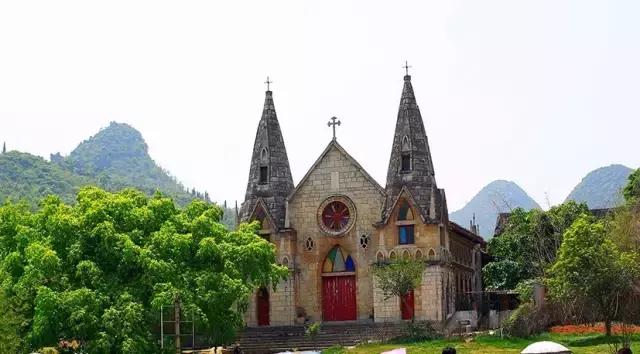 兴义黄果树旅游攻略和费用,天津到黄果树旅游攻略