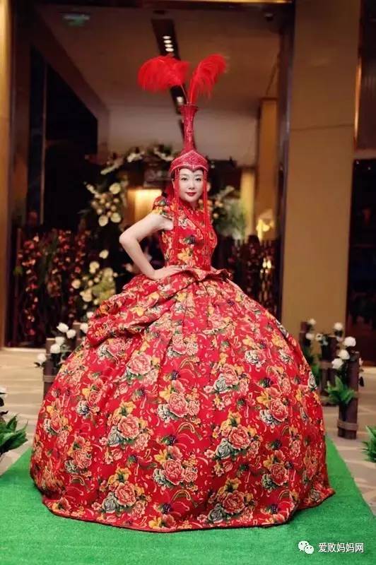 秘密花园里的时尚邂逅——第五届爱败妈妈时尚盛典闪耀绽放