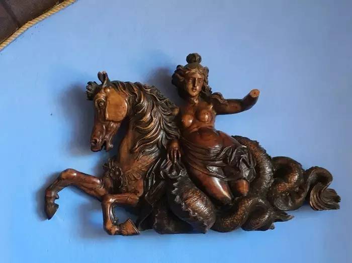 聂鲁达说,没有玩具我就没法活!那么,来看看大诗人怎么活的吧