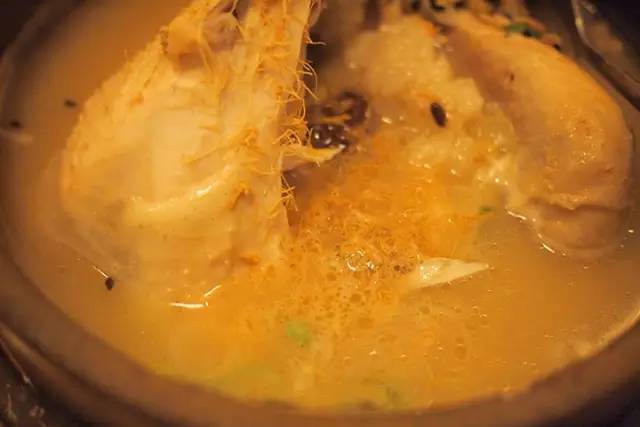 首尔、东京的街头美食每天都在拿钩子勾我，尤其这几家！