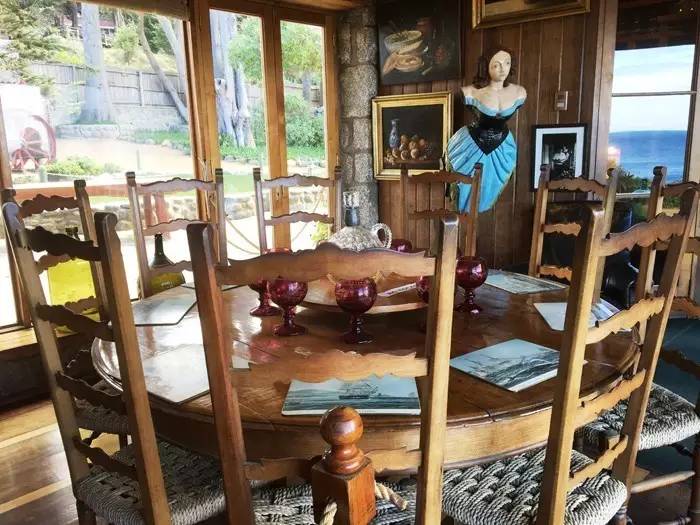 聂鲁达说,没有玩具我就没法活!那么,来看看大诗人怎么活的吧