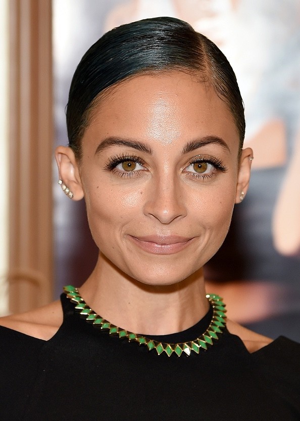 深夜东西｜155的土肥圆不仅瘦成了mini版，竟然还成了带货女王？她才是现实版变形计女主