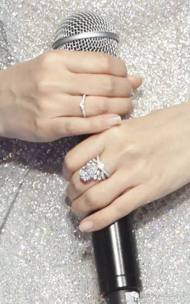 邓超孙俪黄晓明,黄晓明杨颖戴戒指