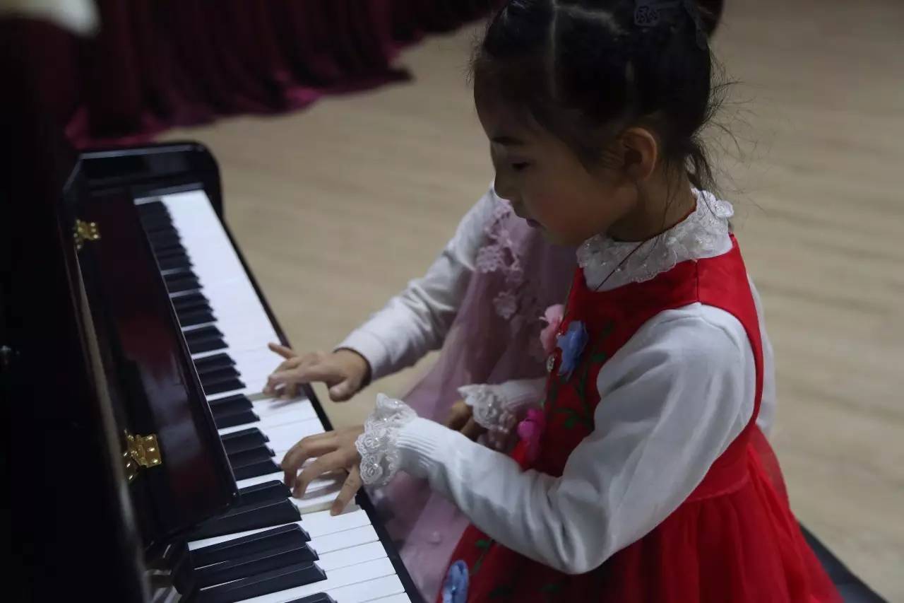 安阳市飞翔学校2018届,安阳飞翔中学表演