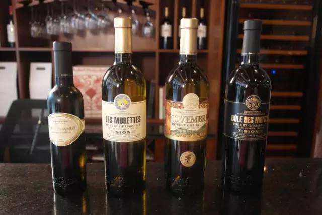 小编到了达沃斯,发现原来在瑞士可以买到这么多有创意的礼物丨文末有福利