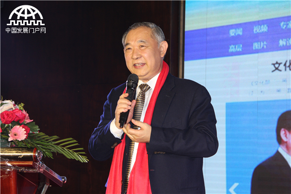 同一世界足球助力精准扶贫赣州获赠万个爱心足球