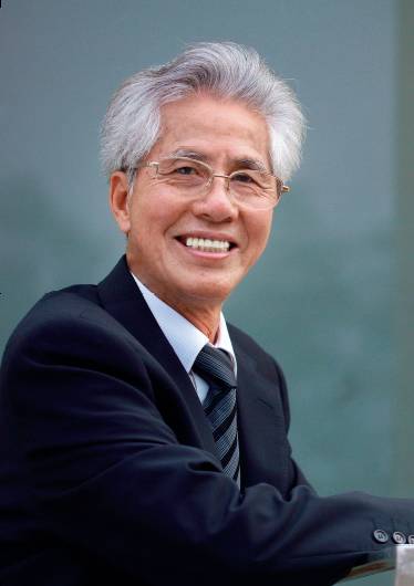 风雨兼程二十多载,风雨兼程数十载下一句