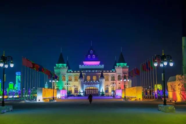 哈尔滨冬天免费玩雪的地方,哈尔滨冰雪旅游春节