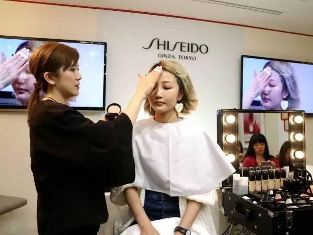 资生堂新七色蜜粉好用吗,资生堂七色蜜粉百周年限定