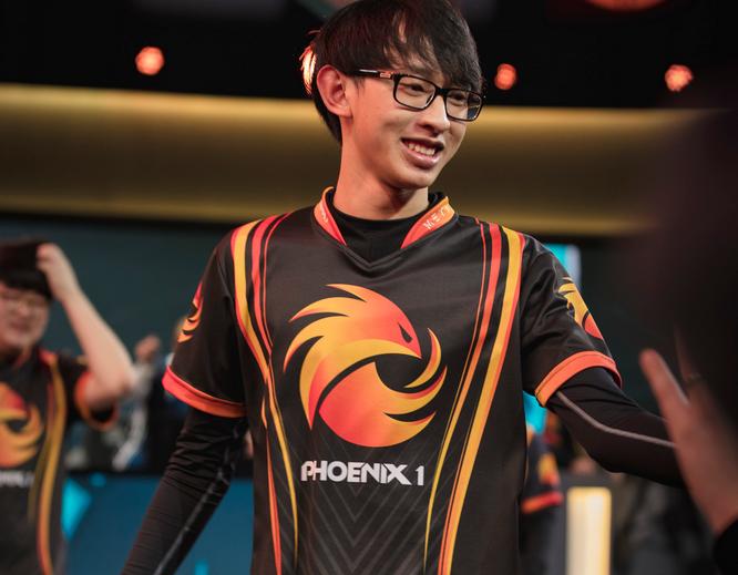 P1.Adrian：北美赛区变弱了，Arrow比龟哥强很多