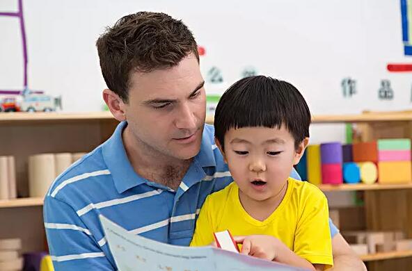 名校教师离职当“网红”教师“围城之困”