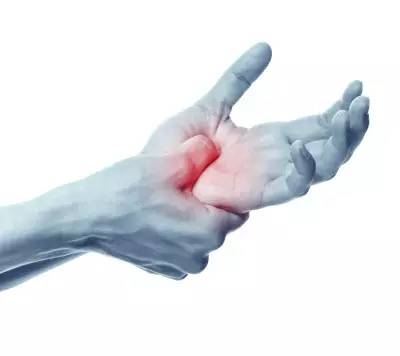 经常手麻是缺什么东西,经常手麻需警惕这几种病