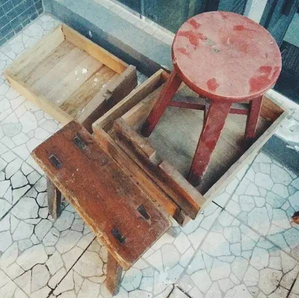 无底线提升千元出租屋品味，看90后美少年怎样活出无数人向往的样子……