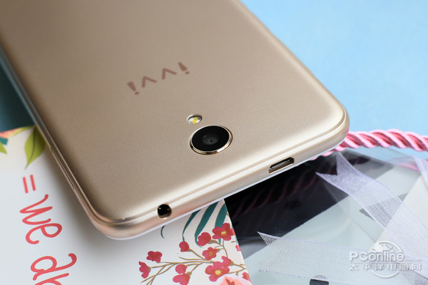 ivviV1M评测：除唯美设计，还支持电信黄金频段