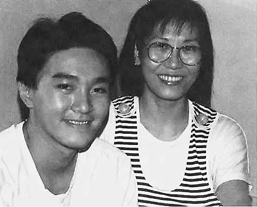 干过跑堂、做过苦工、50岁时众叛亲离……他一生都在拍悲剧，却被我们错认是喜剧