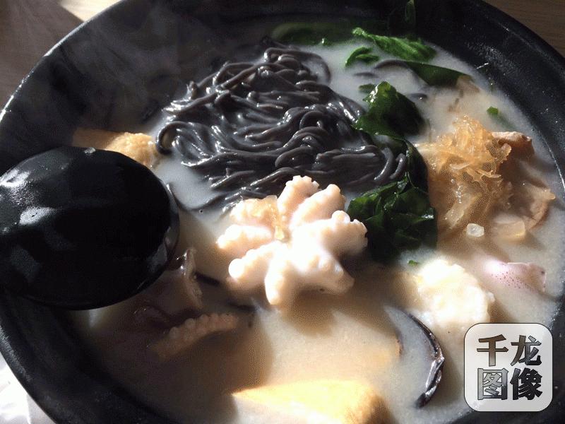 墨鱼汁生的墨有毒吗,墨鱼汁有神经毒素吗