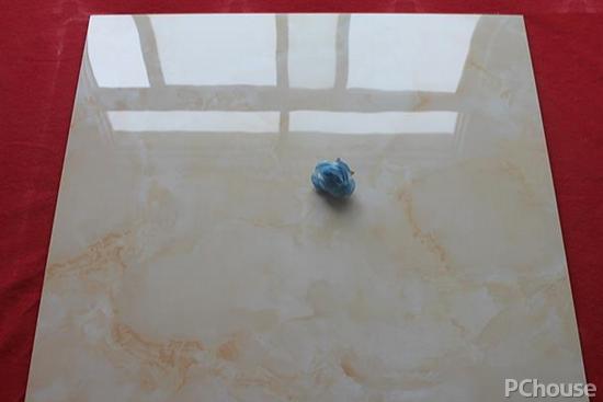 修补破损瓷砖用什么材料和工具,白瓷砖破损修补膏视频教程