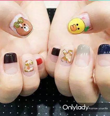 美甲款式推荐2024夏款手绘美甲,美甲款式手绘爆款美甲图显白