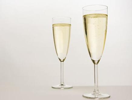 在新加坡卖酒,在新加坡买茅台多少钱