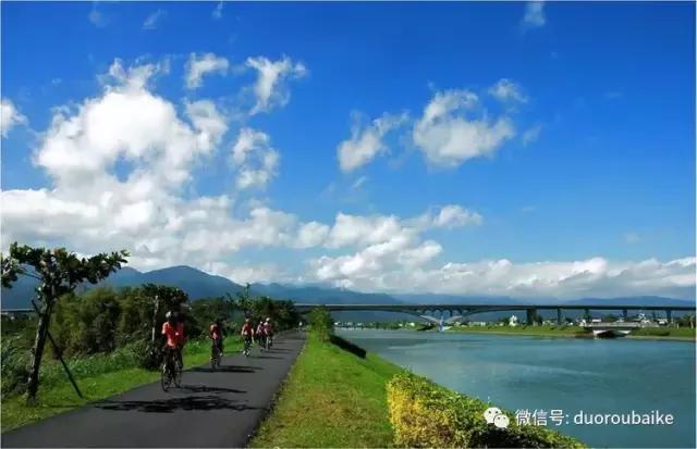 台湾寻肉之旅：小玲带你逛春节的台北花市！