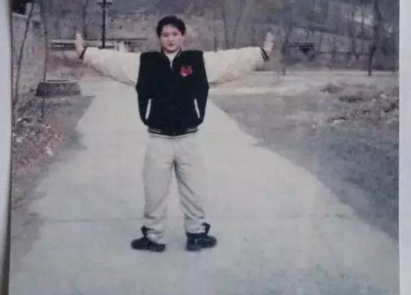 李华伟蹲墙松腰,李华伟健身教练