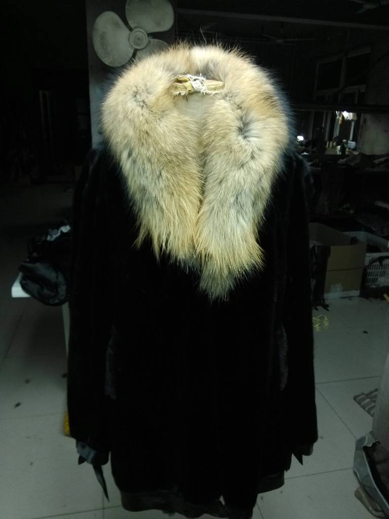 怎么挑选皮草视频,卷羊毛皮草怎么挑选