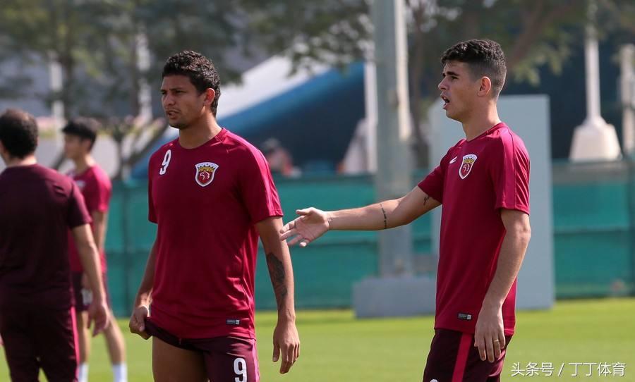 贝克汉姆道歉录音曝光,贝克汉姆飞靴门事件