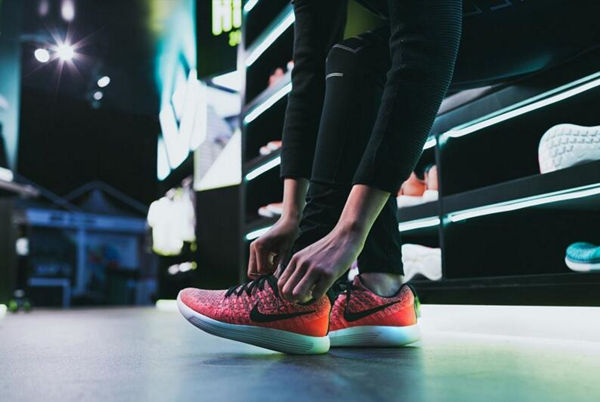 假货nike有什么特征,nikeadidas折扣店是正品吗