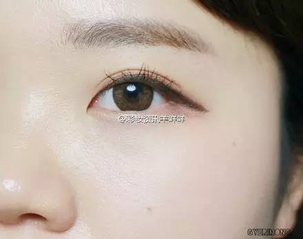 mac定制无瑕粉底nc15,十五款粉底液测评