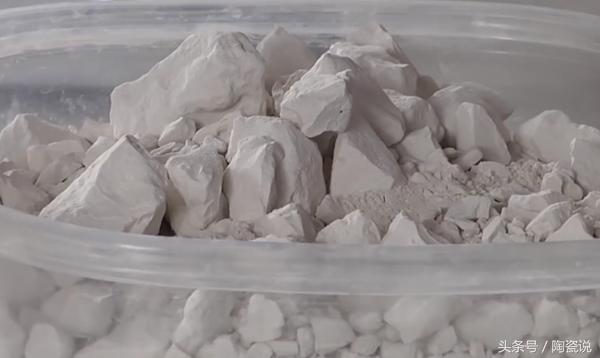 陶艺制作过程粘贴图案,陶艺教学泥图片