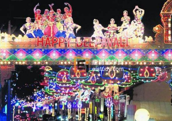 新加坡的户外广告牌夜景,新加坡大屏幕广告投放