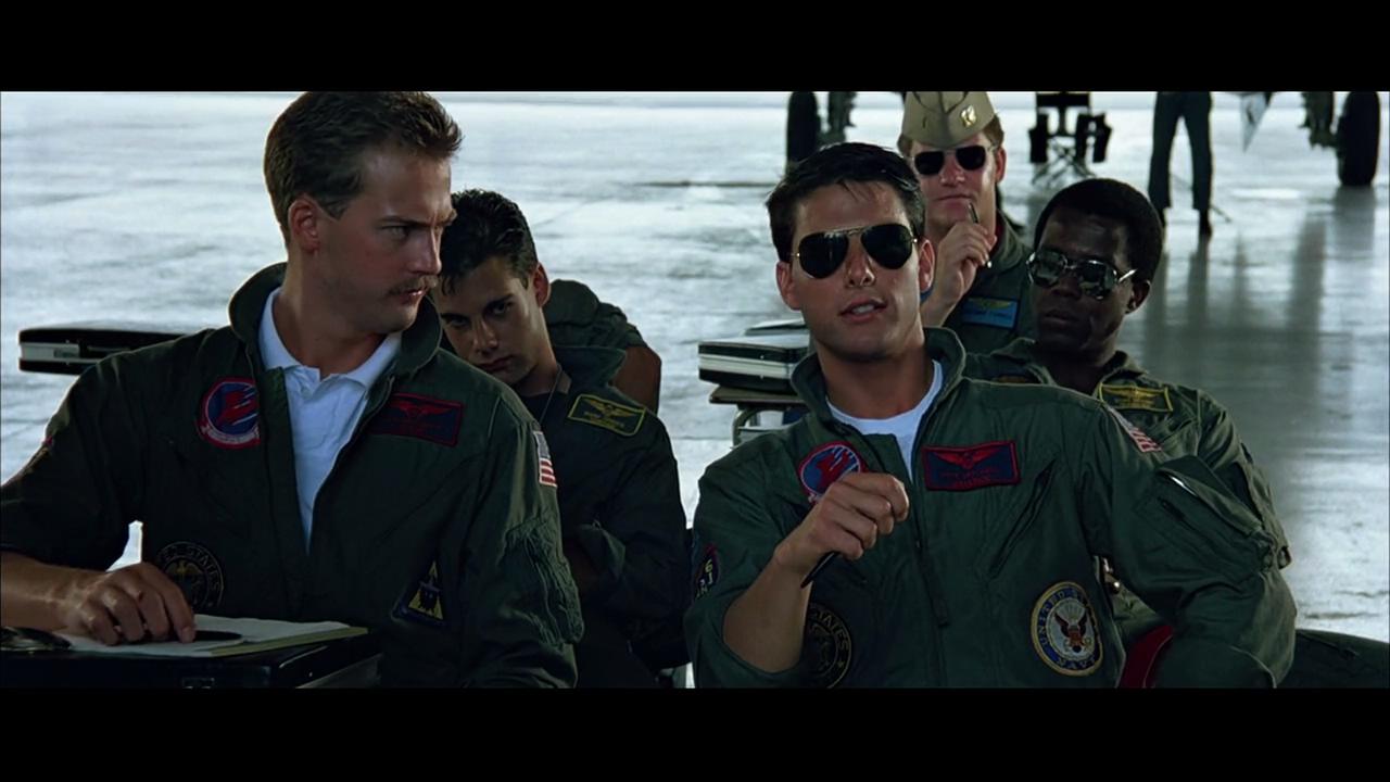 《乘风破浪》中正太在录影带店要的《壮志凌云》是怎么样的呢?