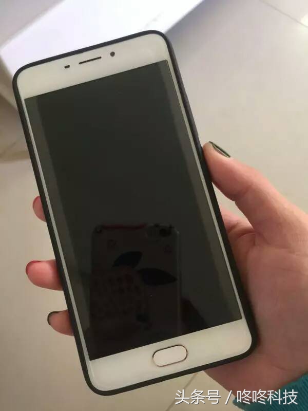 钢化膜有白边不影响使用吧,钢化膜的白边会自己消除吗