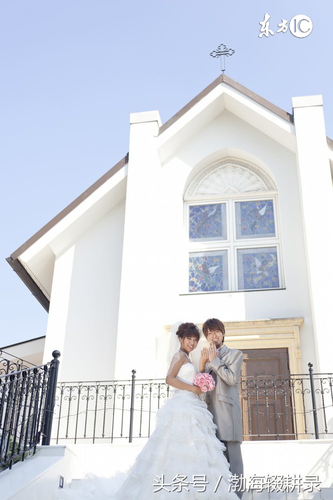 命理不利婚姻怎么破解,婚姻风水相克的八字