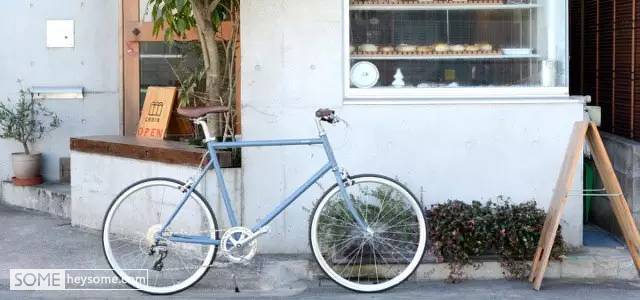 骑自行车很优雅,骑单车就得骑出优雅的感觉