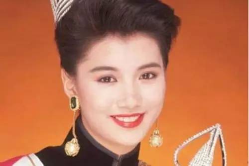 星女郎周星驰照片,周星驰星女郎名单