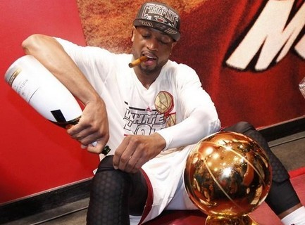 遭遇十字韧带撕裂的球星,遭受十字韧带断裂的球员